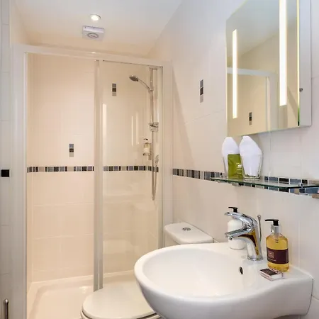 2 Cambridge Bed & Breakfast