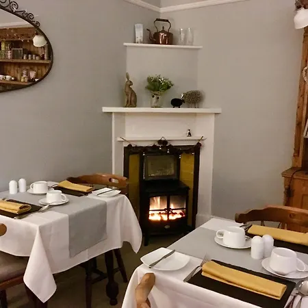 2 Cambridge Ambleside